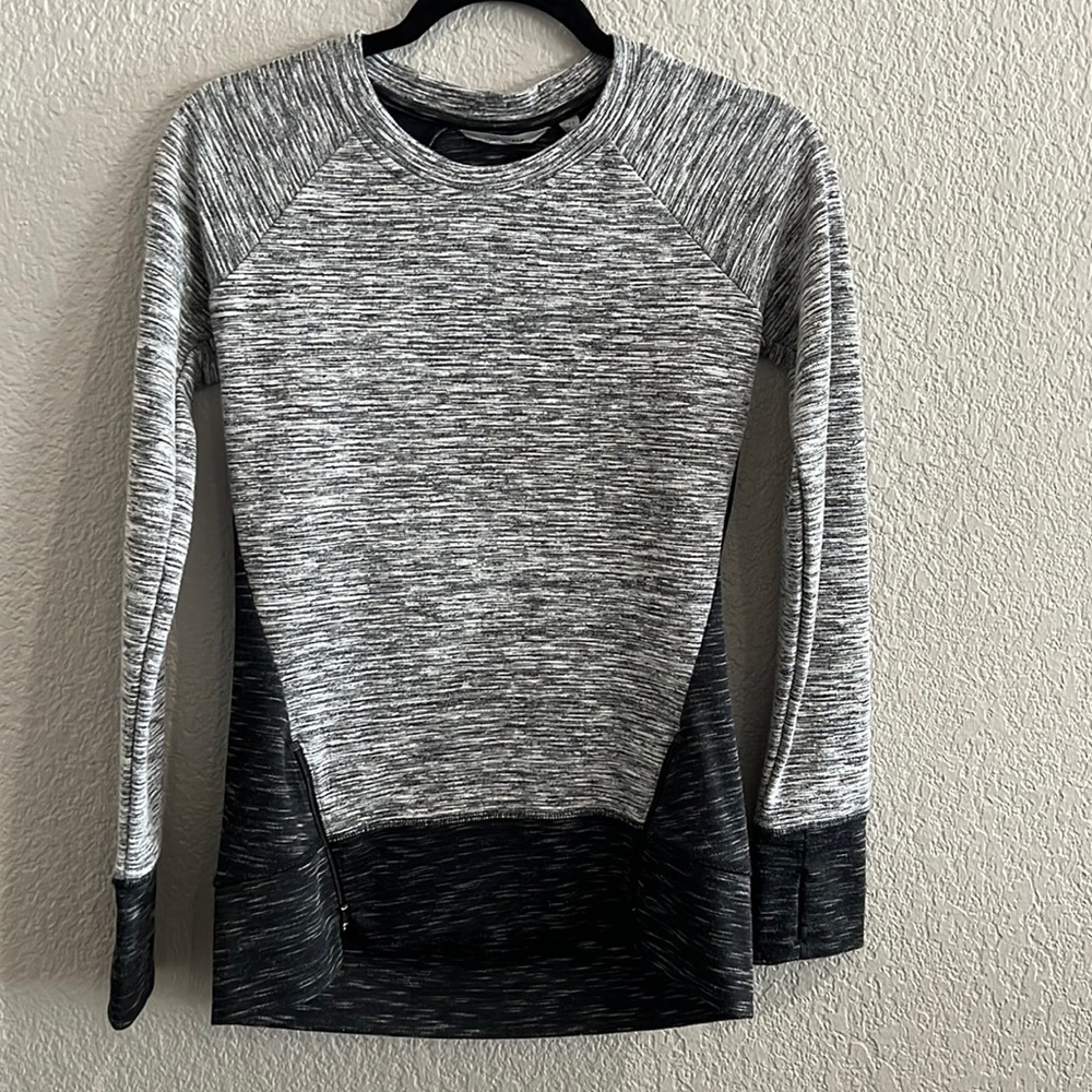 Athleta sweatshirt